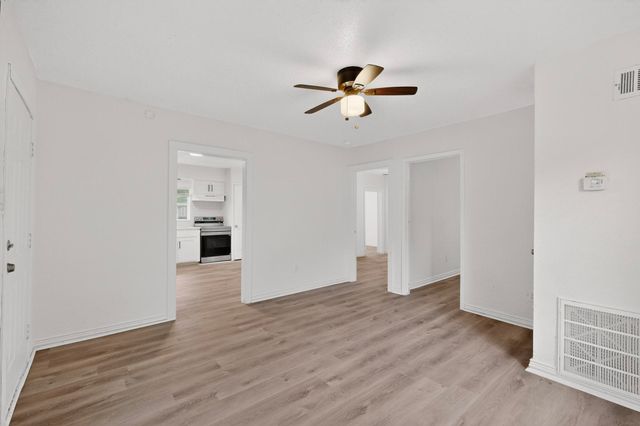 1210 Grant Street, Dallas, TX 75203