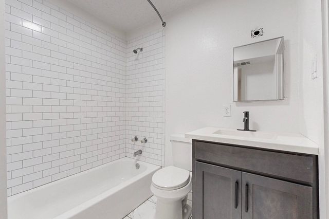 1210 Grant Street, Dallas, TX 75203