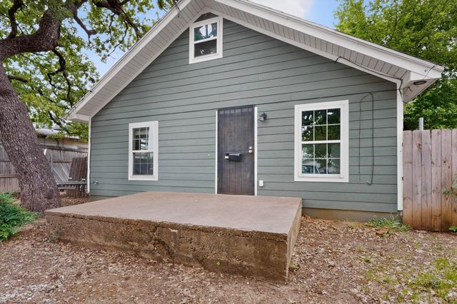 1210 Grant Street, Dallas, TX 75203