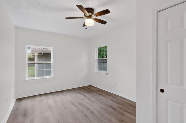 1210 Grant Street, Dallas, TX 75203