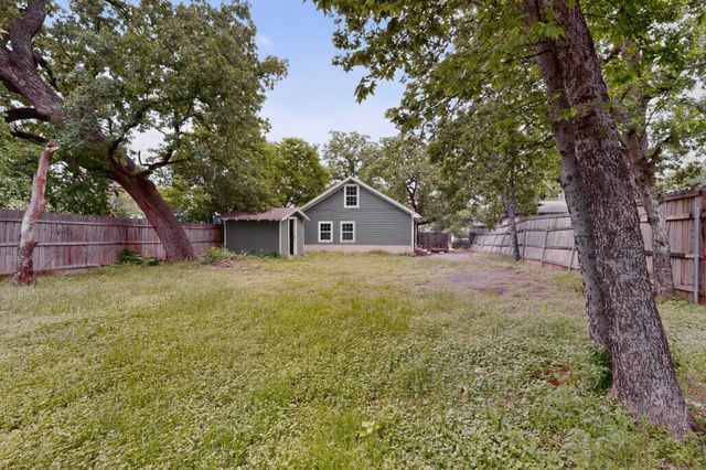 1210 Grant Street, Dallas, TX 75203