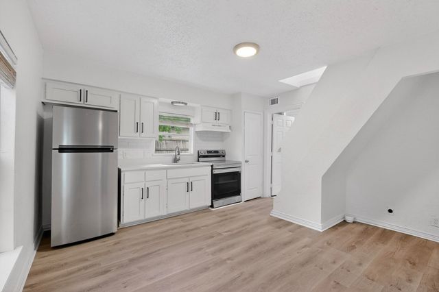 1210 Grant Street, Dallas, TX 75203