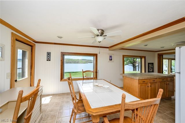 2873 Lodge Road SW, Sherrodsville, OH 44675