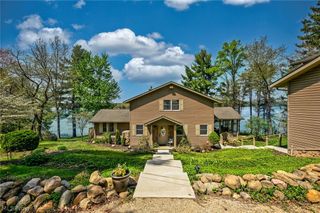 2873 Lodge Road SW, Sherrodsville, OH 44675