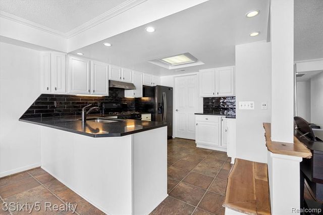 1731 Cliffs Landing 202, Ypsilanti, MI 48198