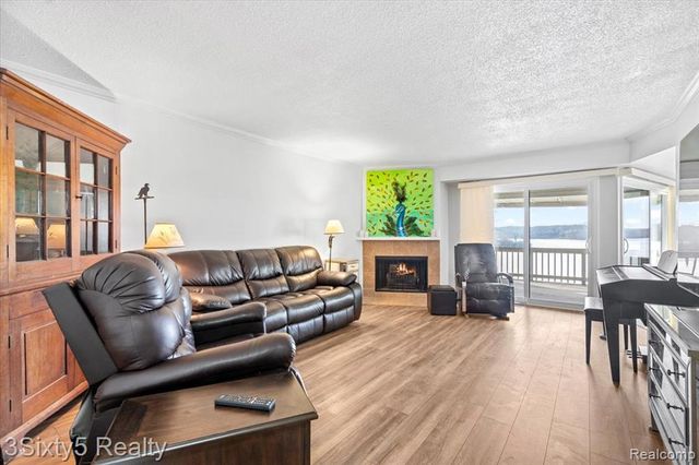 1731 Cliffs Landing 202, Ypsilanti, MI 48198