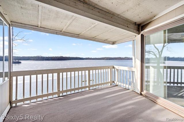 1731 Cliffs Landing 202, Ypsilanti, MI 48198