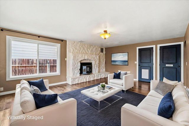 1956 Gage Lane, Eureka, CA 95503