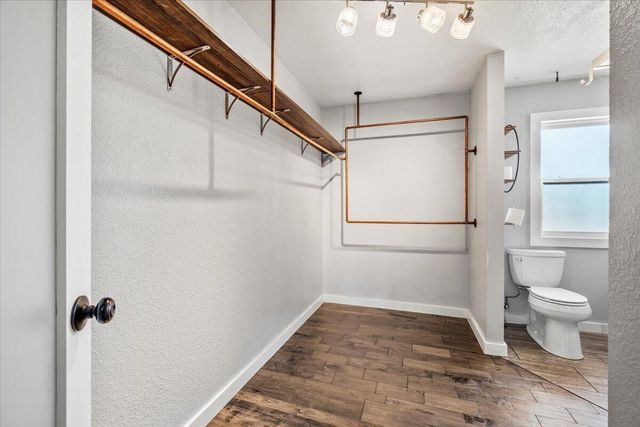 1956 Gage Lane, Eureka, CA 95503