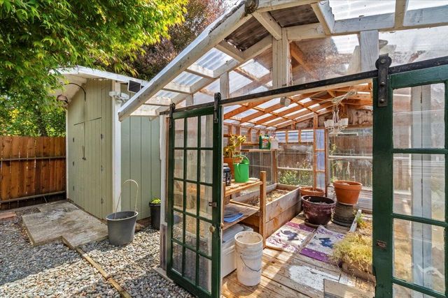 1956 Gage Lane, Eureka, CA 95503