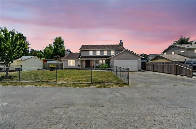 1956 Gage Lane, Eureka, CA 95503
