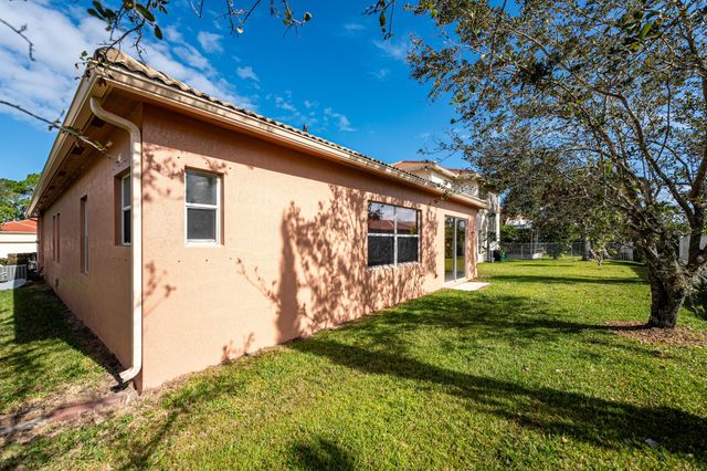 6217 Spring Lake Terrace, Fort Pierce, FL 34951