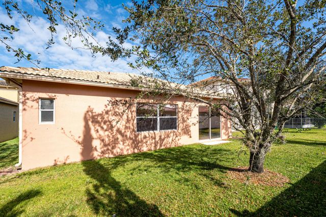 6217 Spring Lake Terrace, Fort Pierce, FL 34951