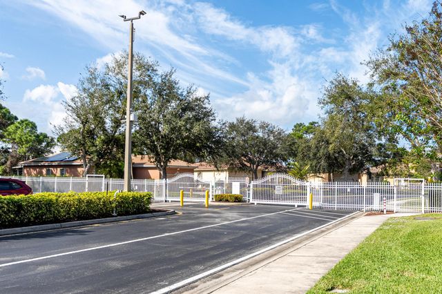 6217 Spring Lake Terrace, Fort Pierce, FL 34951