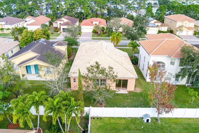 6217 Spring Lake Terrace, Fort Pierce, FL 34951