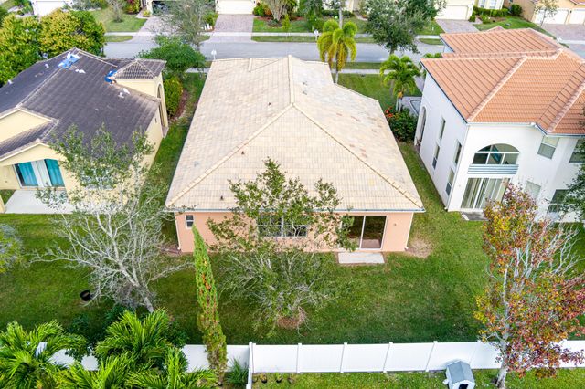 6217 Spring Lake Terrace, Fort Pierce, FL 34951