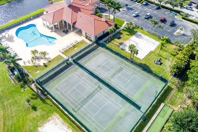 6217 Spring Lake Terrace, Fort Pierce, FL 34951