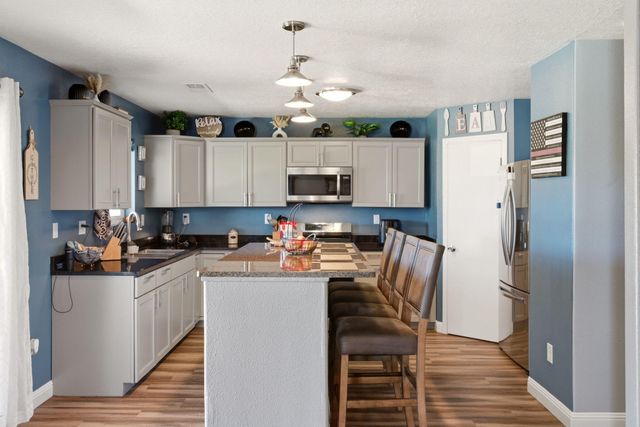 7908 Tiffany Road SW, Albuquerque, NM 87121