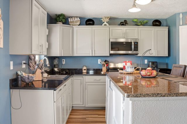 7908 Tiffany Road SW, Albuquerque, NM 87121