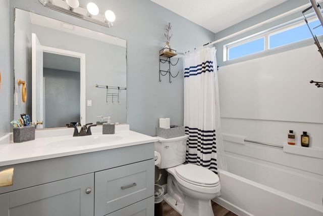7908 Tiffany Road SW, Albuquerque, NM 87121