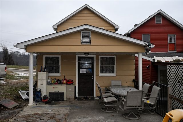 110 Reed Ave, Monessen, PA 15062