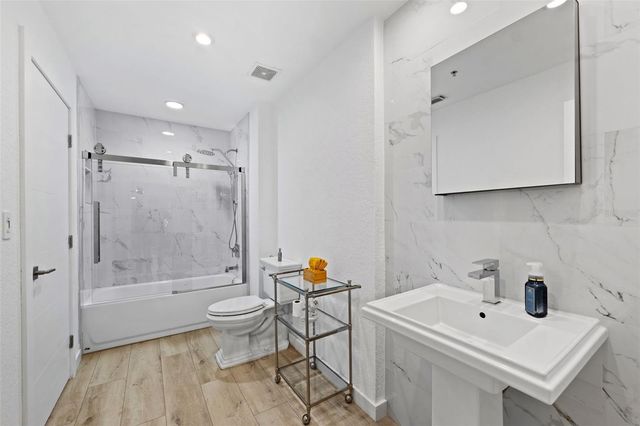 700 S HARBOUR ISLAND BOULEVARD 143, Tampa, FL 33602