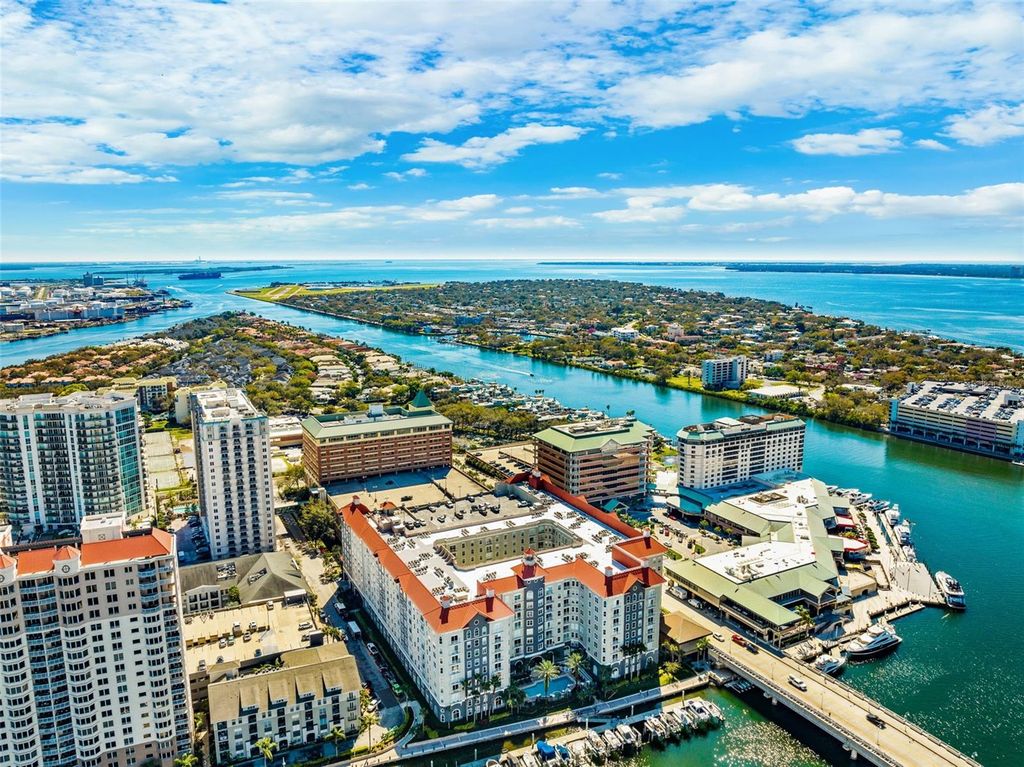Image 38 of property listing at 700 S HARBOUR ISLAND BOULEVARD 143, Tampa, FL 33602