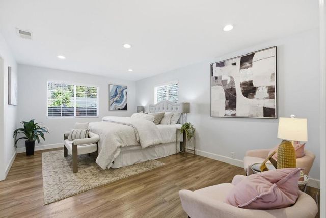 2212 Dumbarton Avenue, East Palo Alto, CA 94303