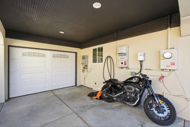 2212 Dumbarton Avenue, East Palo Alto, CA 94303