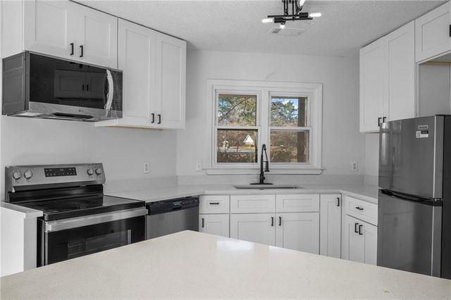 70 Blackberry Lane, Covington, GA 30016