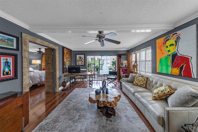 3050 NE 16th Ave 207, Oakland Park, FL 33334