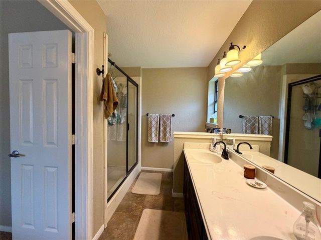 1503 Avenue H, Danbury, TX 77534