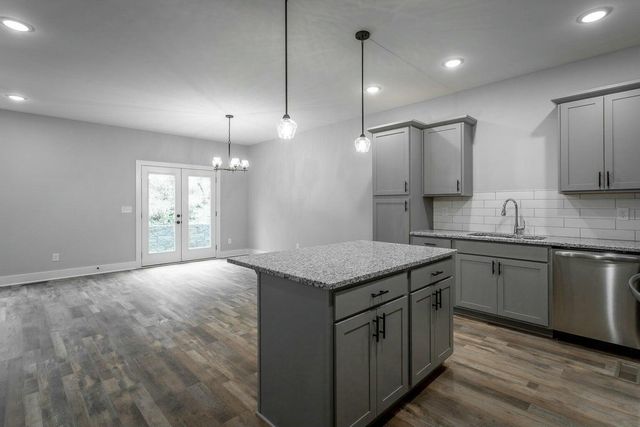 650 Ladd Avenue, Chattanooga, TN 37405