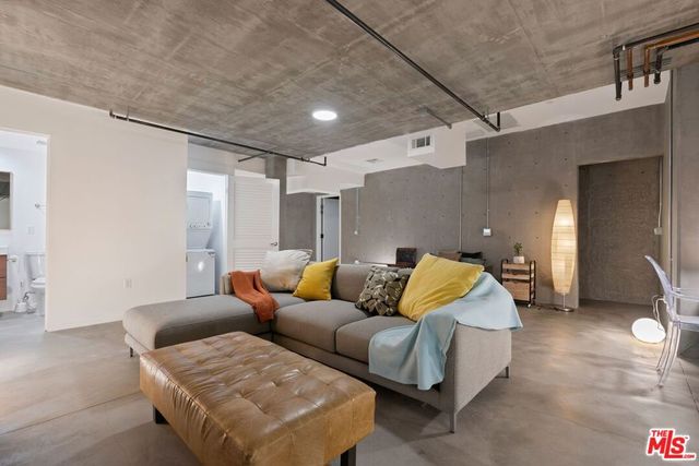 1244 14th Street E, Santa Monica, CA 90404