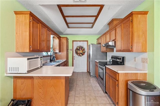 1614 Grovewood Road, Mission, TX 78573