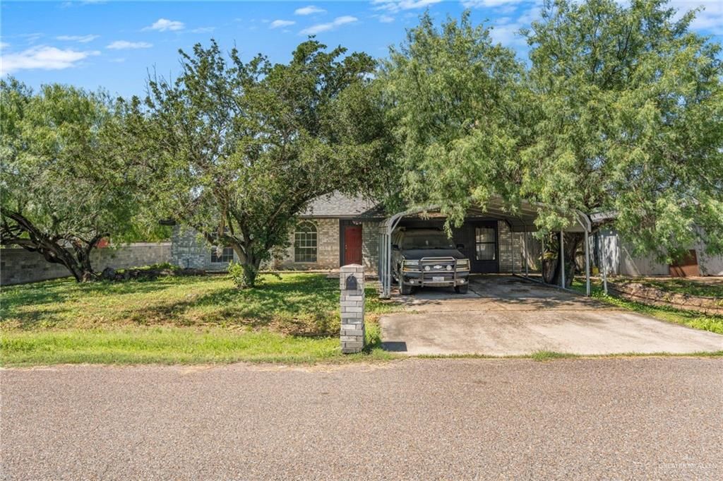 1614 Grovewood Road, Mission, TX 78573