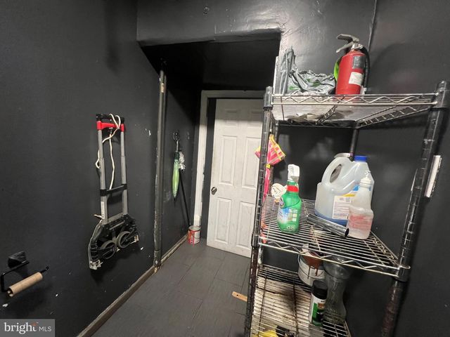 1516 TASKER ST, Philadelphia, PA 19145