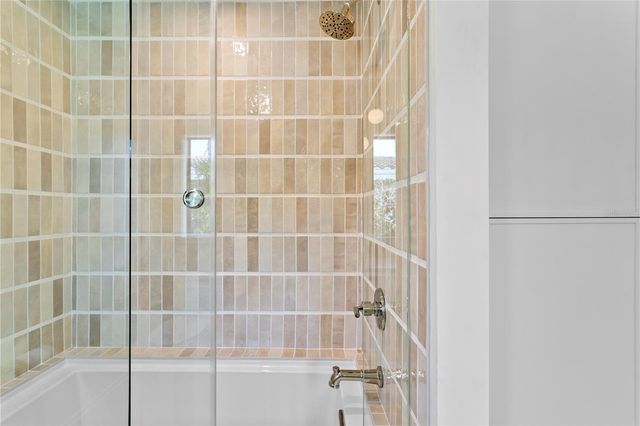 2580 E BAY ISLE DRIVE SE, St Petersburg, FL 33705