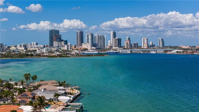 2580 E BAY ISLE DRIVE SE, St Petersburg, FL 33705