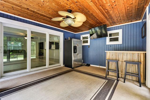 17391 Alexander Run, Jupiter, FL 33478