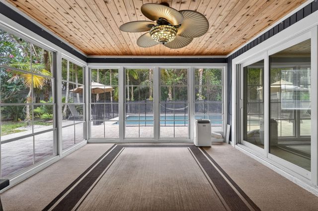 17391 Alexander Run, Jupiter, FL 33478