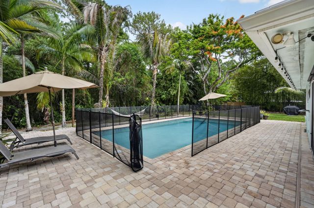17391 Alexander Run, Jupiter, FL 33478
