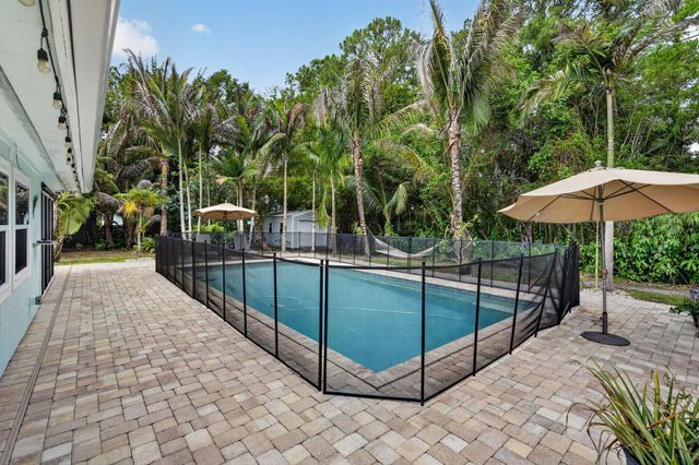17391 Alexander Run, Jupiter, FL 33478