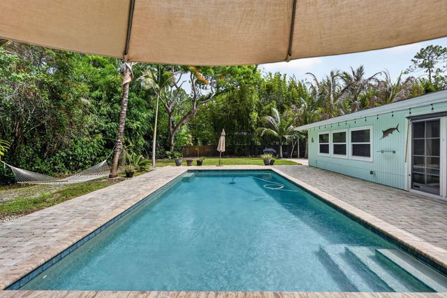17391 Alexander Run, Jupiter, FL 33478