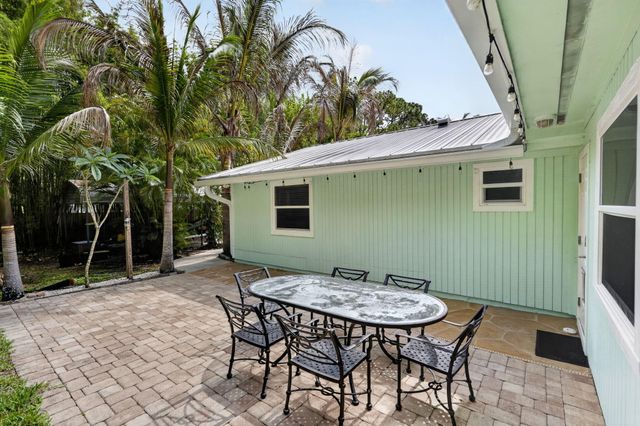 17391 Alexander Run, Jupiter, FL 33478