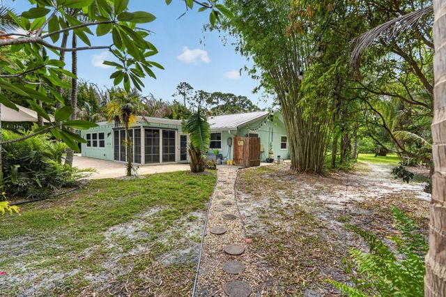 17391 Alexander Run, Jupiter, FL 33478