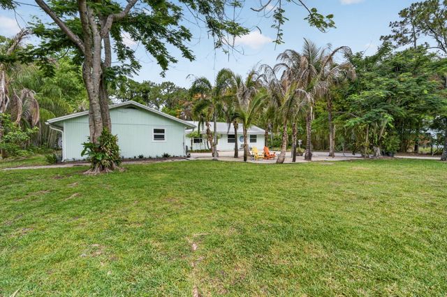17391 Alexander Run, Jupiter, FL 33478