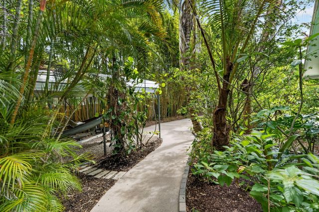 17391 Alexander Run, Jupiter, FL 33478