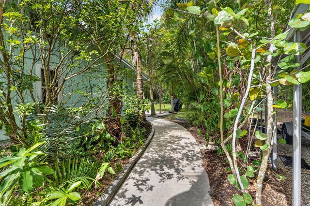 17391 Alexander Run, Jupiter, FL 33478