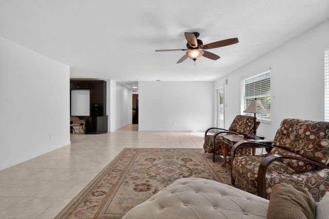 17391 Alexander Run, Jupiter, FL 33478